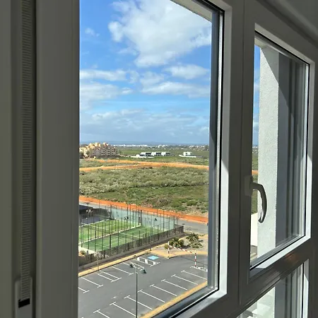New Penthouse With Sunny View 아파트 *
