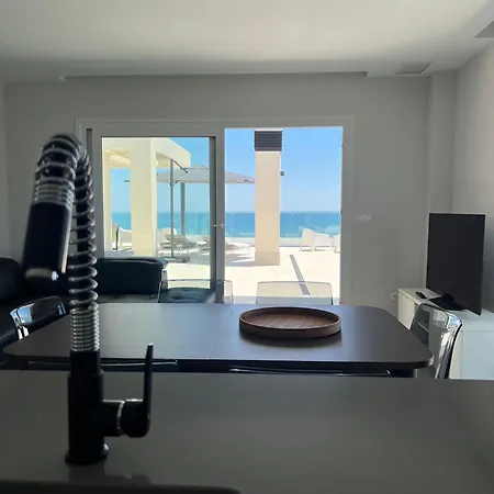 New Penthouse With Sunny View 아파트 우엘바