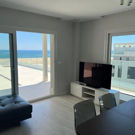 아파트 New Penthouse With Sunny View *
